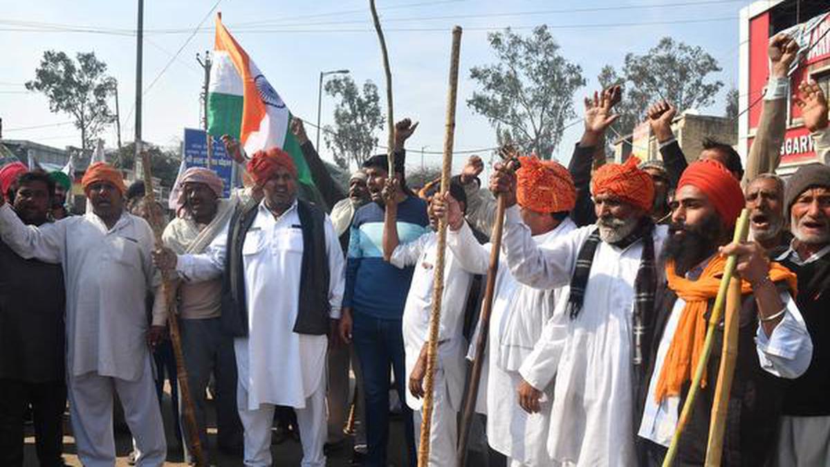 Farmers’ protests | Unions open for talks as more farmers join protests