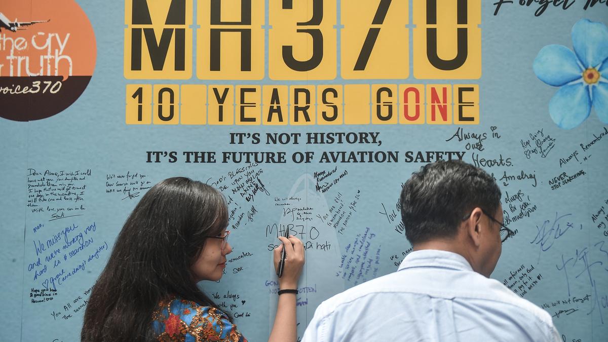 Malaysia yet to finalise MH370 search contract, as ship heads to new zone