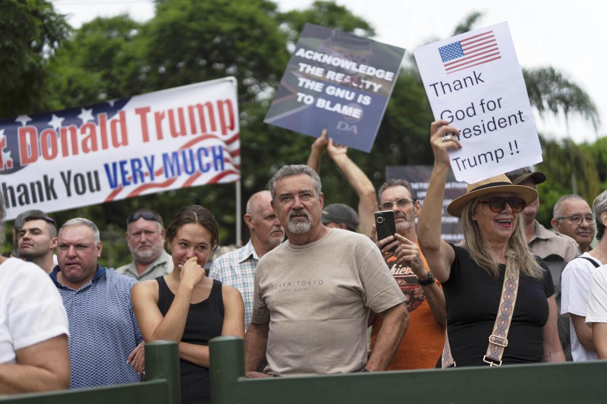 File photo: White South Africans demonstrate in support of U.S. President Donald Trump in front of the U.S. embassy in Pretoria, South Africa, Feb. 15, 2025. 