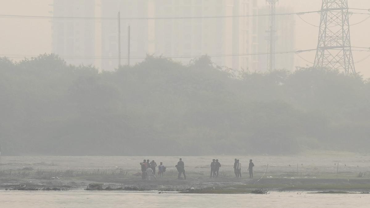 Air pollution: Delhi forms 586 teams to ensure implementation of ban on construction, demolition work