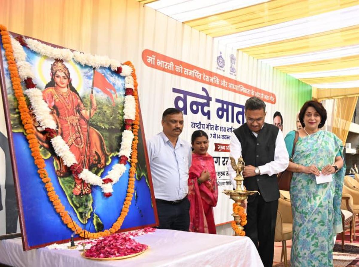 Haryana Chief Secretary Anurag Rastogi lighting the traditional lamp to inaugurate the 150th anniversary of the National Song Vande Mataram, held in Haryana Civil Secretariat, Chandigarh on November 7, 2025. 