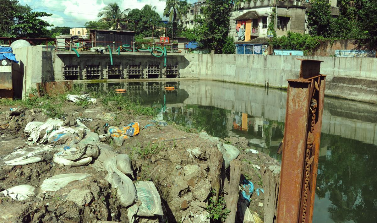 Killing of a canal- why environmentalists are opposing a multi-crore drainage project in Kolkata  