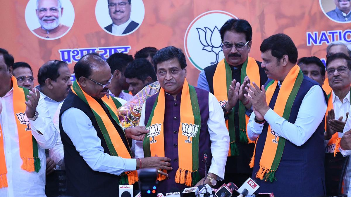 Maharashtra Deputy CM Fadnavis welcomes ex-CM Ashok Chavan to BJP