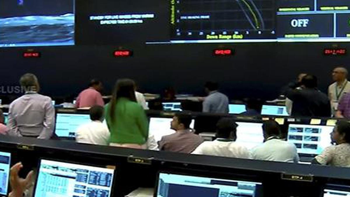 Chandrayaan-2: A rapid dive to 15 minutes of terror