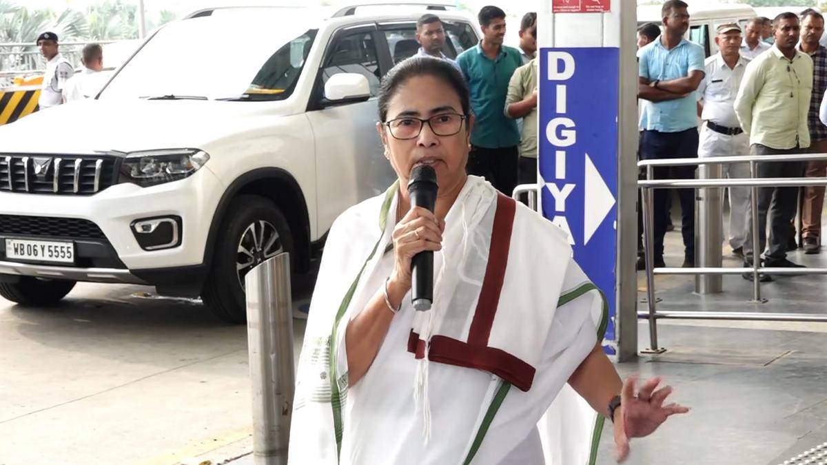 No talks on Teesta water sharing without involvement of Bengal Government, says Mamata Banerjee