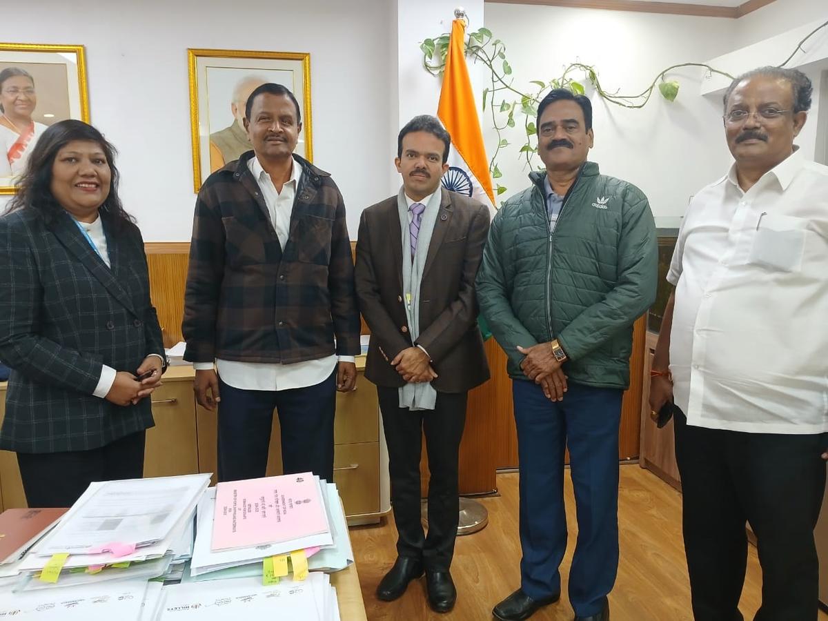 From left:JNPA official Manisha Jadhav, Ramesh Bhaskar Koli, central government official R. Lakshmanan, Nandakumar Pawar and Raigad Deputy Collector Bharat Waghmare at Transport Bhawan in New Delhi.