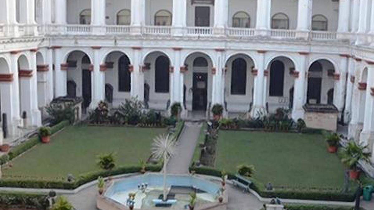 Priceless artefacts damaged in Indian Museum renovation: CAG