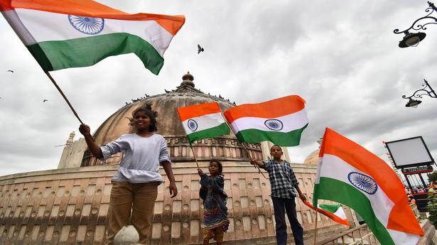india-at-75-or-competitive-patriotism-between-bjp-congress