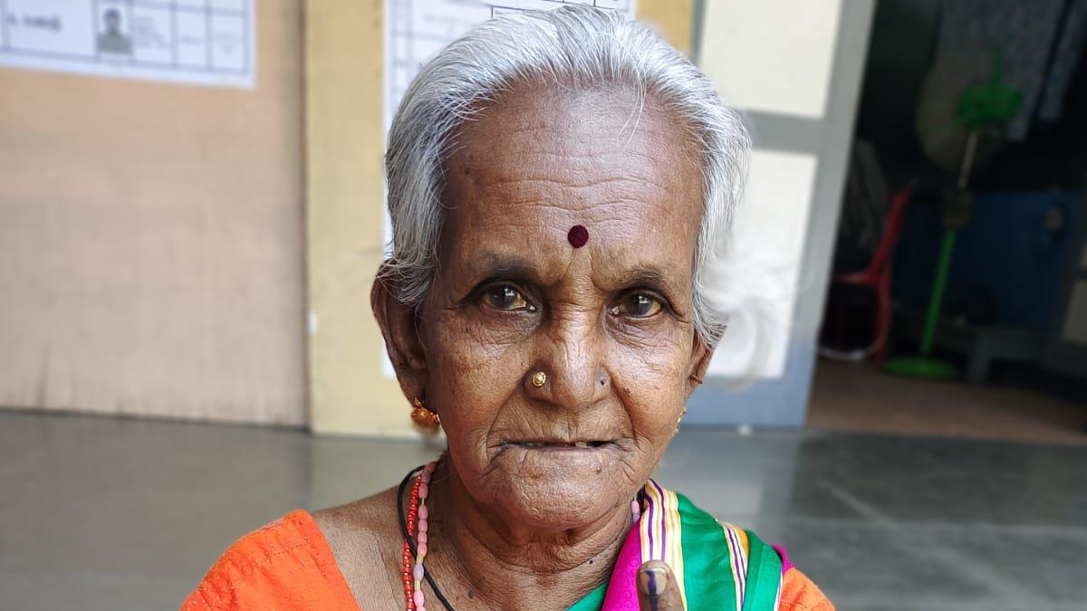 Mental health institution, organisations facilitate voting for residents