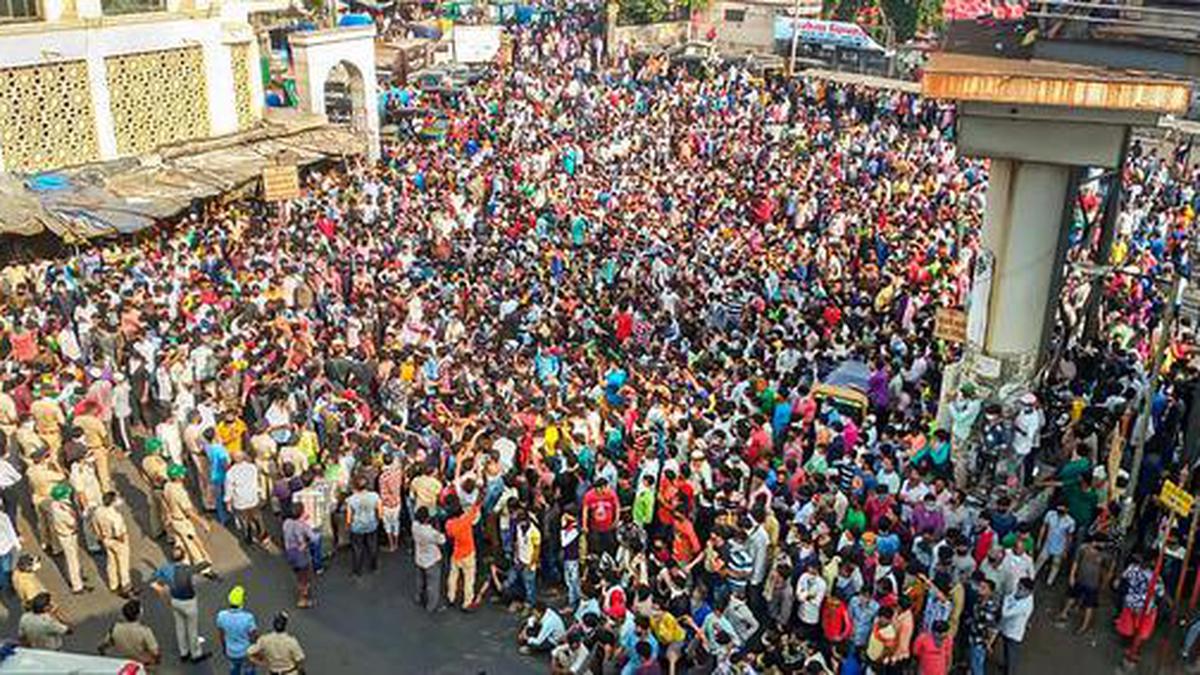 Bandra migrant workers’ protest: Scribe held for misleading report gets bail