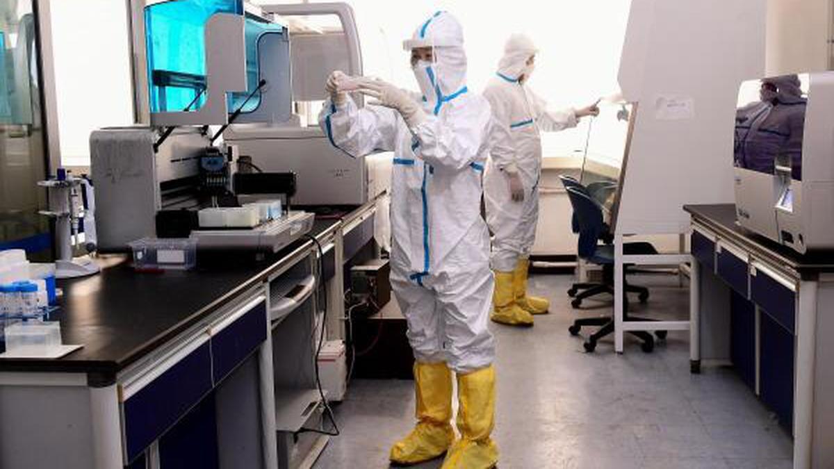U.S. agency says COVID came from “lab leak”, China slams “smear”