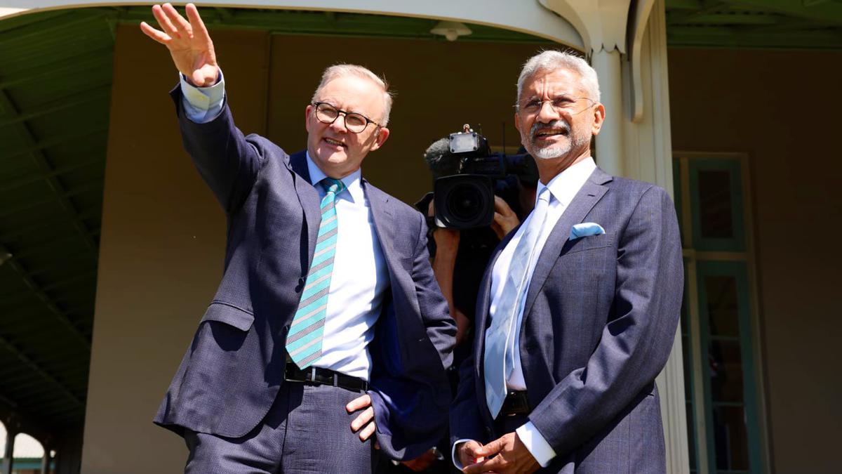 Jaishankar meets Australian PM Albanese on sidelines of business meet