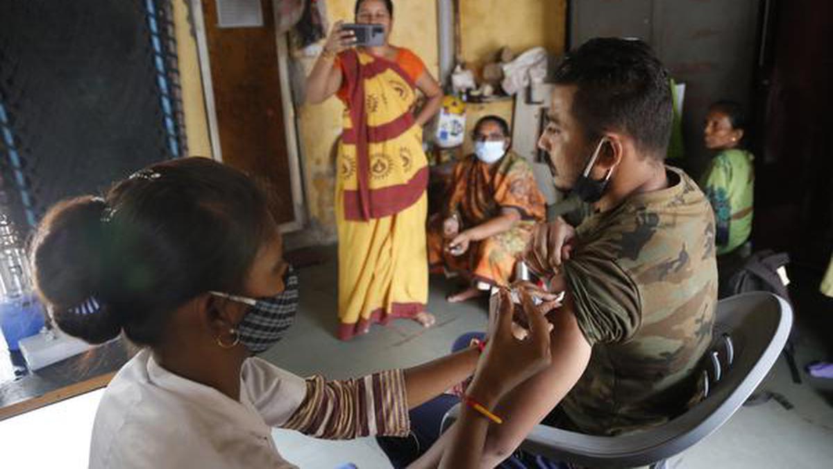 India administers record 2.5 crore COVID-19 vaccine doses in a single day on September 17 2021