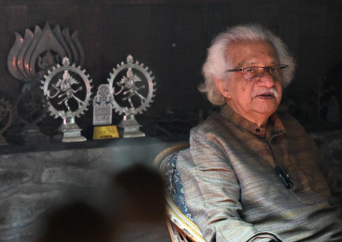 Adoor Gopalakrishnan co-founded Chitralekha in 1965, Kerala’s first film society that transformed how audiences viewed cinema. The co-operative produced his landmark debut Swayamvaram in 1972. 