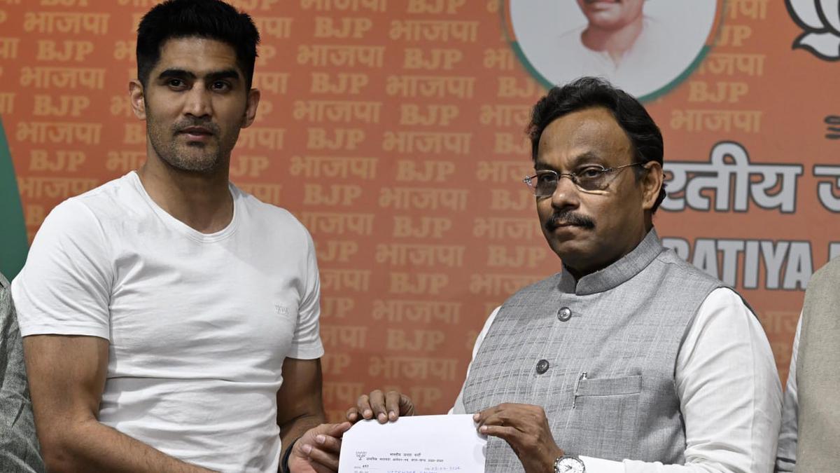 Boxer Vijender Singh joins BJP