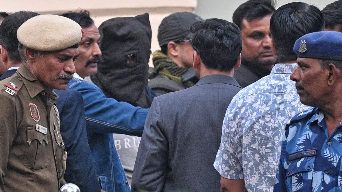 NIA arrests four more suspects linked to the Delhi Red Fort blast, raising total arrests to six in ongoing investigation.