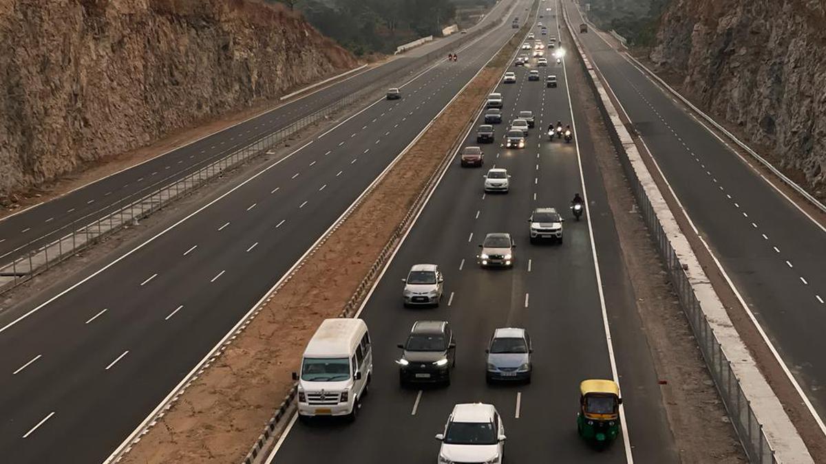 Ban on 2-wheelers, autos on Bengaluru-Mysuru expressway from August 1