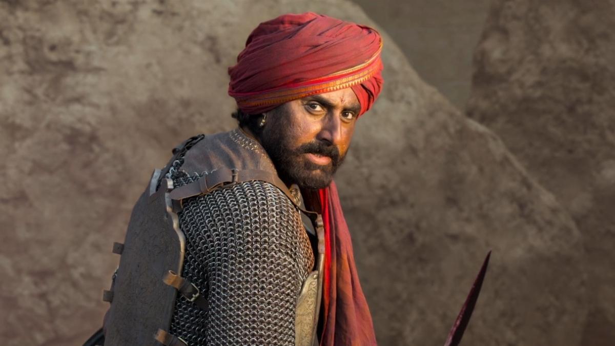 Abhishek Bachchan como Sambhaji Bhosle em uma cena do filme