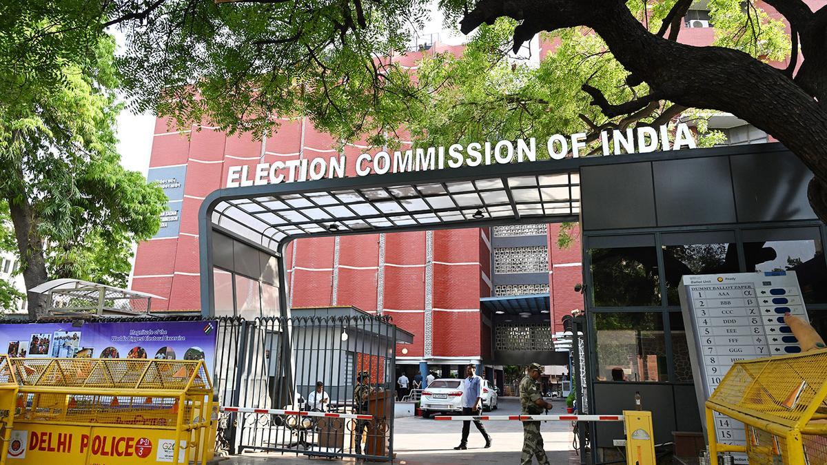 Proposed power to EC to hold simultaneous polls is not excessive, Law Commission tells House panel