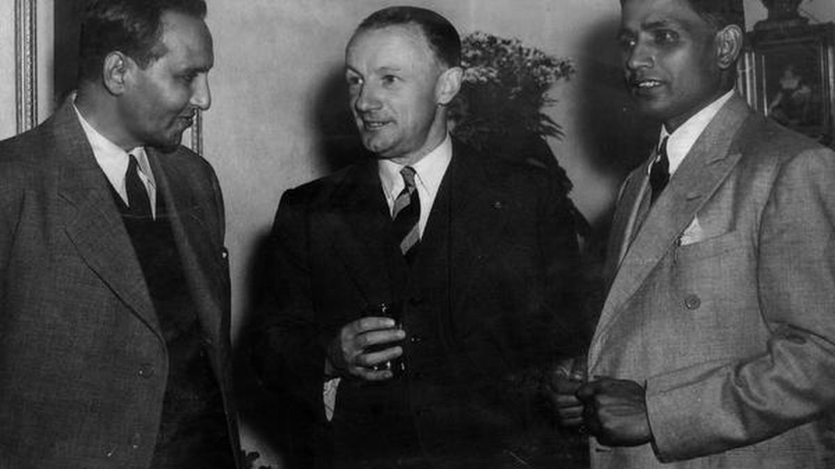 When india ignored bradman’s advice, and other aussie matters
