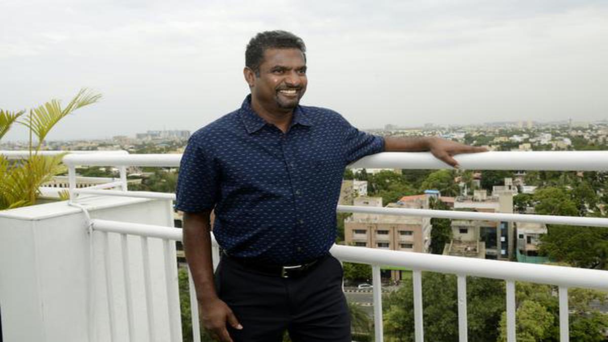 Muttiah Muralitharan's compelling life story, lost in the fog of illogic