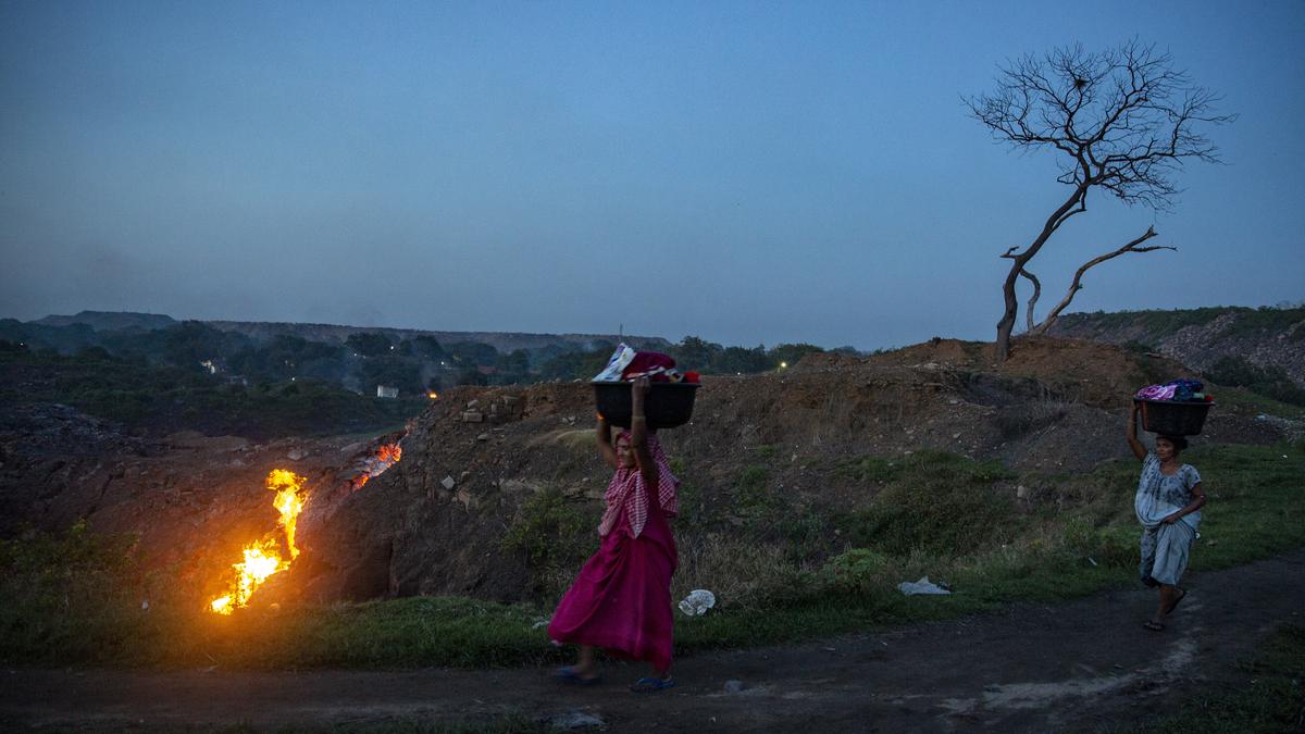 Glasgow climate summit | Coal ‘phase-down’ is a right, says India Environment Minister