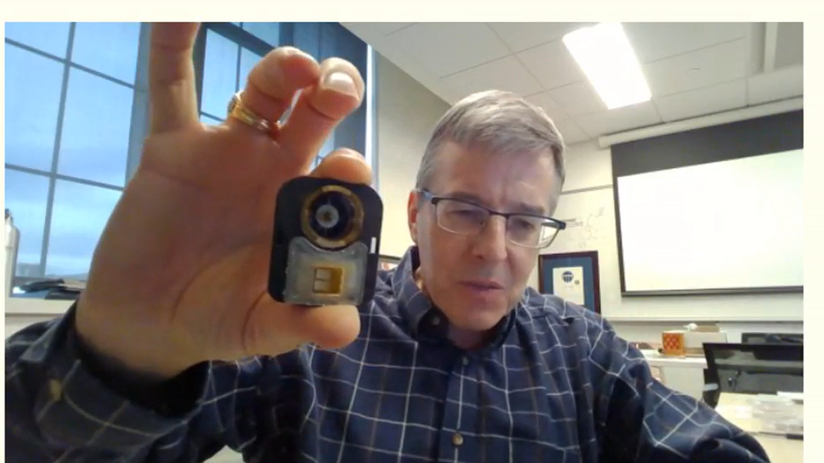 The future in your palm – a non-contact wearable that studies skin flux to estimate health