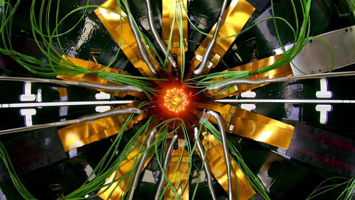 To make sense of cosmic rays, CERN team tracks a fragile nucleus