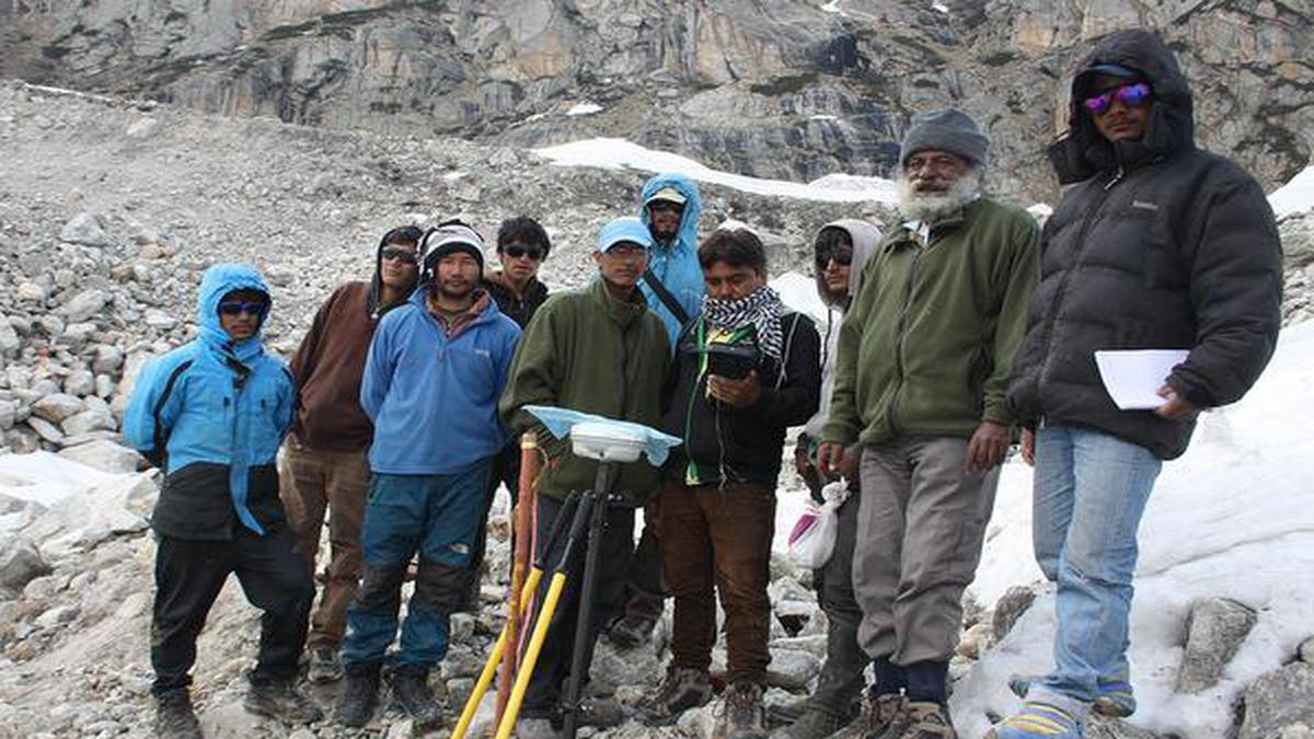 New method better estimates melting of debris-covered Himalayan ...