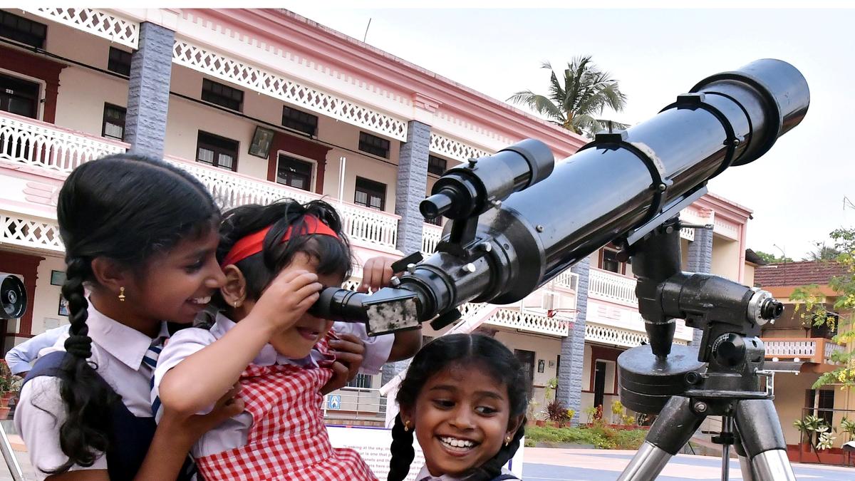 The Hindu Science Quiz Telescopes — to the sky and beyond The Hindu