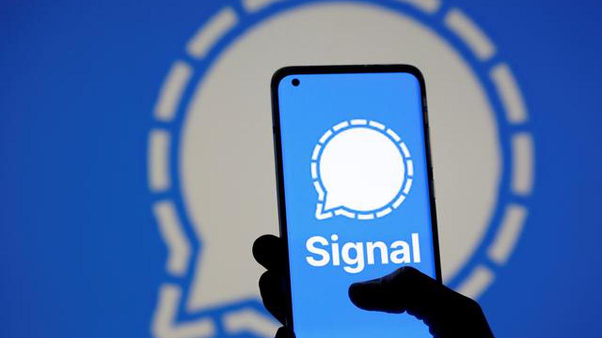 Encrypted messaging app Signal stops working in China