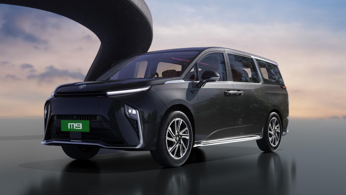 MG Select all-electric limousine MG M9 to debut at Bharat Mobility Global Expo 2025