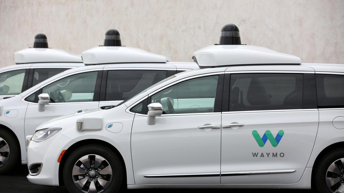 Waymo opens driverless robo-taxi service to the public in Phoenix