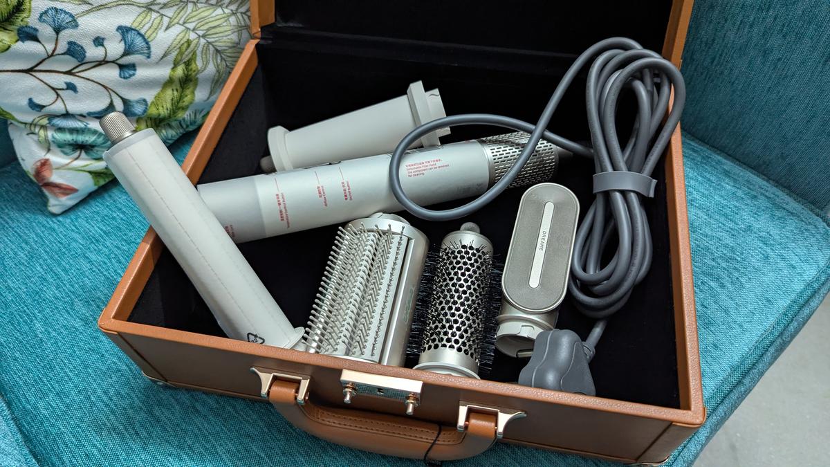 Dreame’s AirStyle 5-in-1 Hair Drying and Styling tool retails at almost ₹20,000 Dreame’s AirStyle 5-in-1 Hair Drying and Styling tool retails at almost ₹20,000