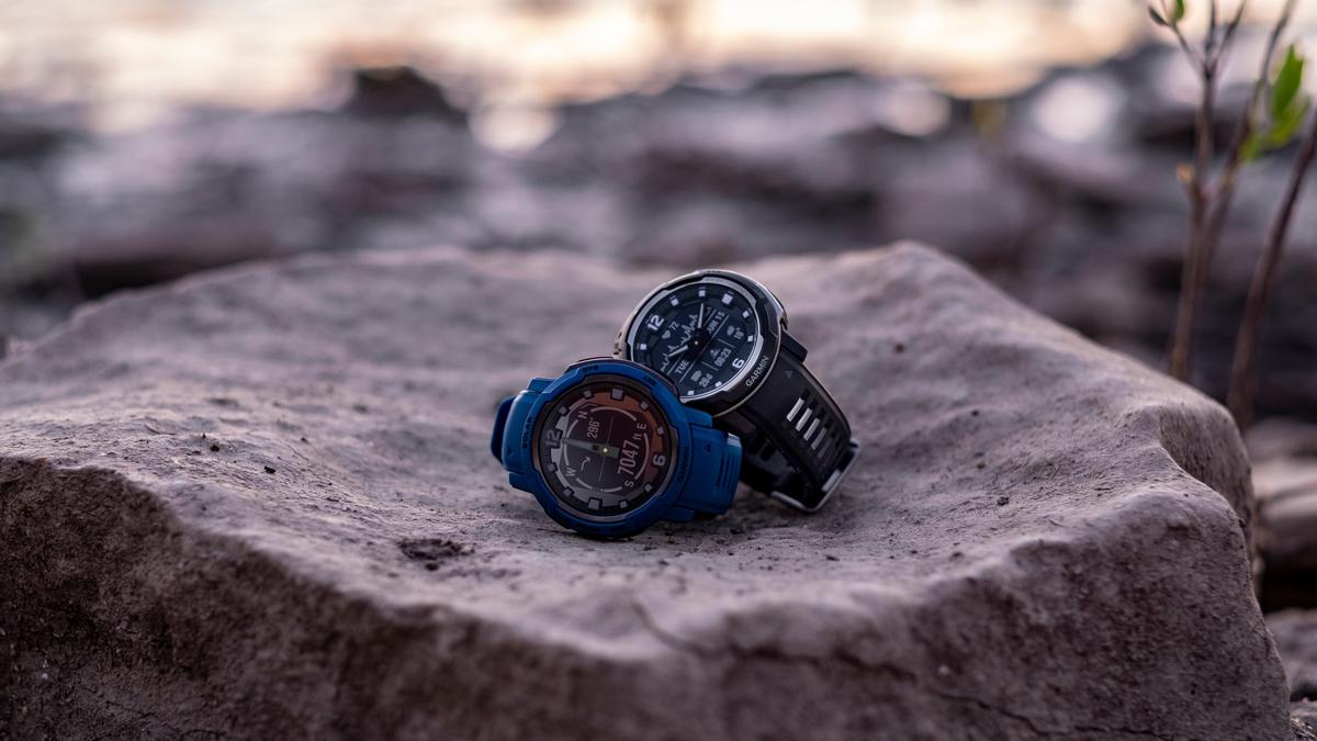 Garmin launches Instinct Crossover and Instinct Crossover Solar with 70 days battery life