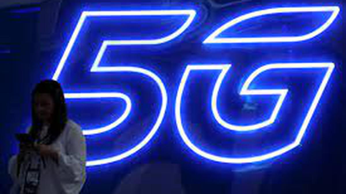 Indian telcos' 5G bids seen muted as private firms jostle for airwaves