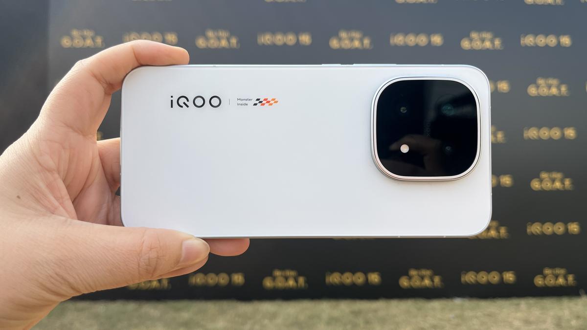 iQOO 15 Review | Stands out for what it does best