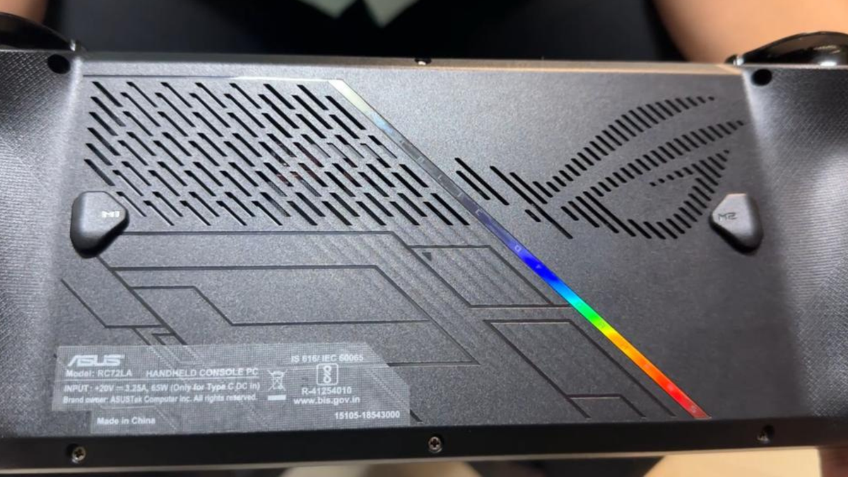 Asus has improved the ergonomics of the Ally X making it easier to handle for long durations. Asus has improved the ergonomics of the Ally X making it easier to handle for long durations.