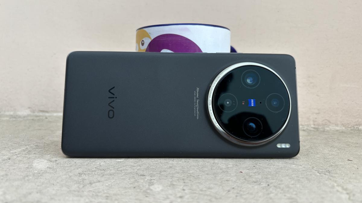 vivo X100 Pro Review: Enhanced Performance and Camera Capabilities —  Eightify