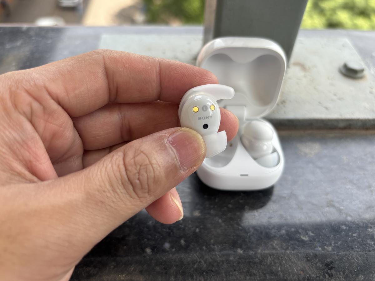 Sony LinkBuds Fit design
