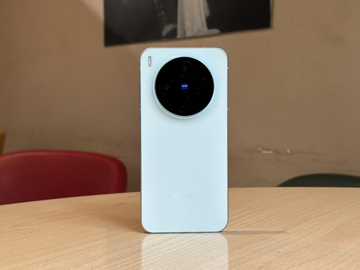 thehindu.com - Haider Ali Khan - Vivo X300 Review: Industry-leading photography in a compact form factor