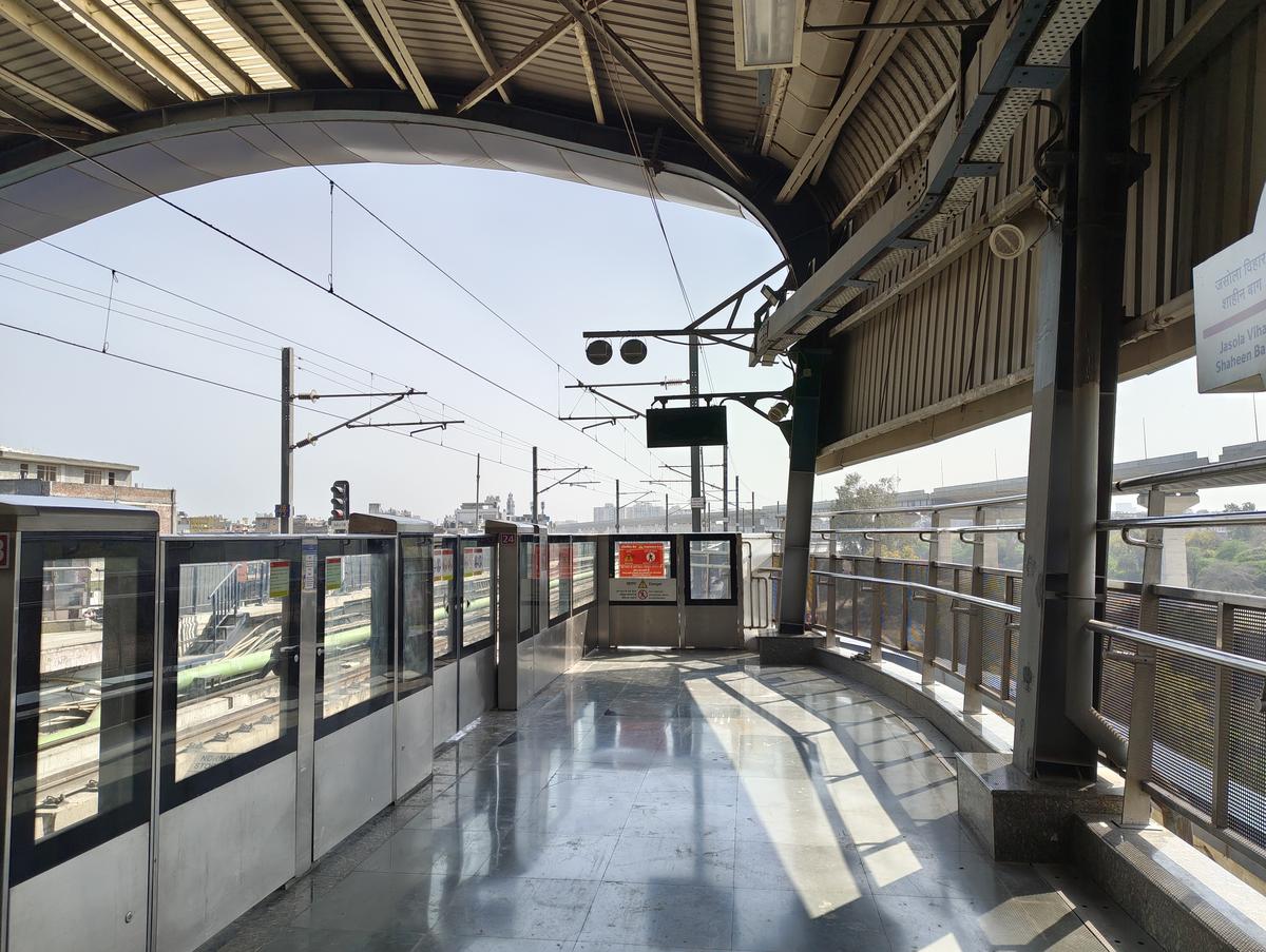 नथिंग फोन 4ए कैमरा सैंपल