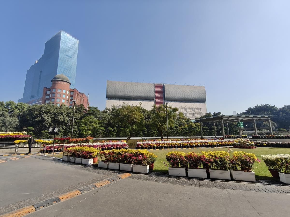 वनप्लस 15आर कैमरा नमूना