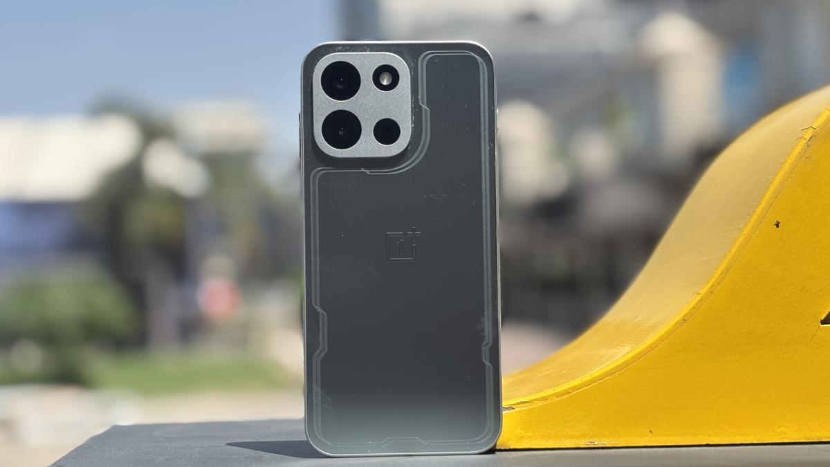 OnePlus Nord 6 Review: Performance focused, future-ready smartphone
