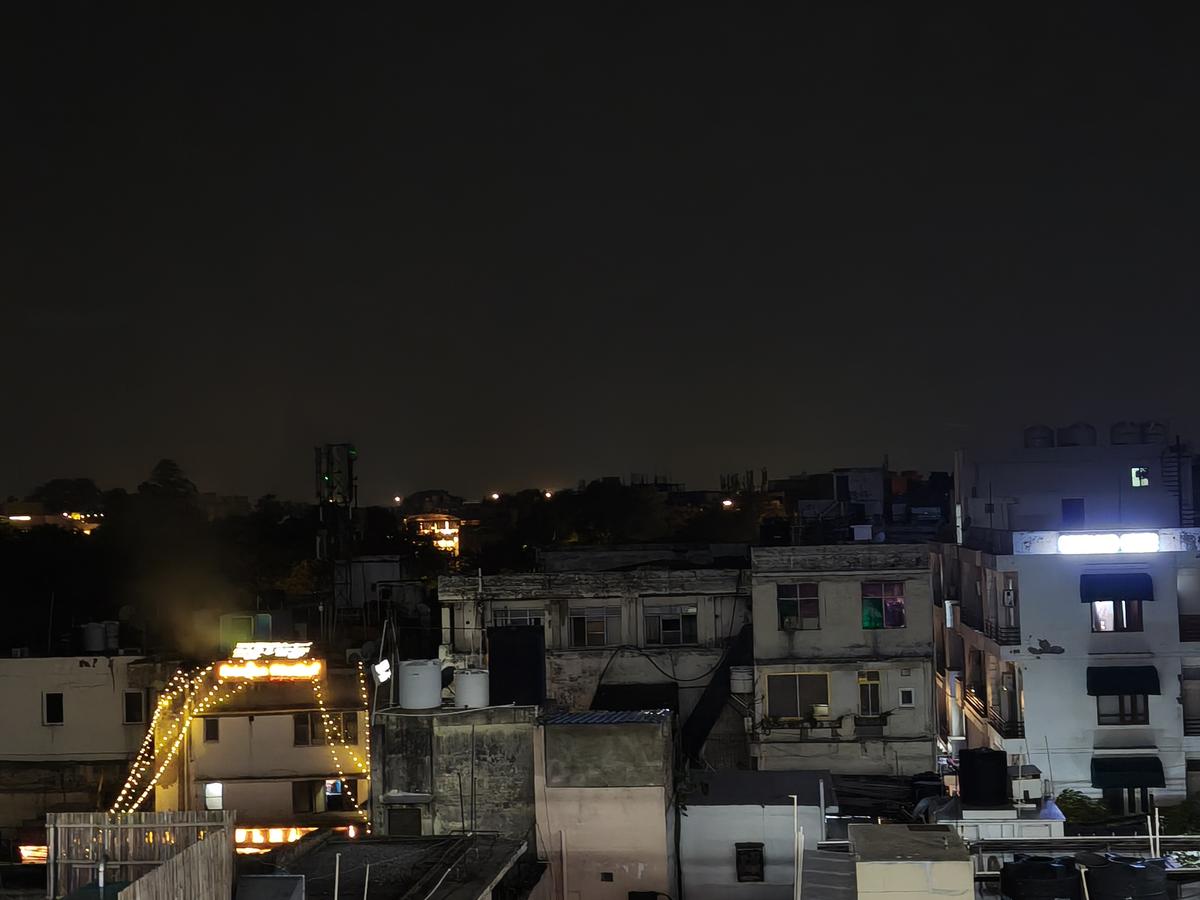 Realme GT 7 camera sample Realme GT 7 camera sample