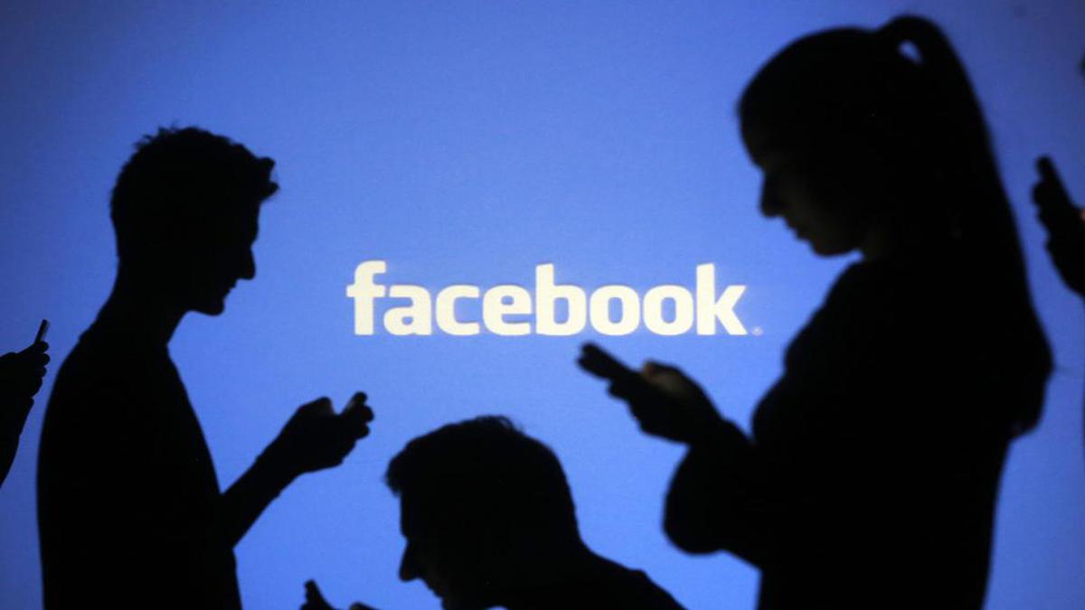 Facebook will try to ‘nudge’ teens away from harmful content