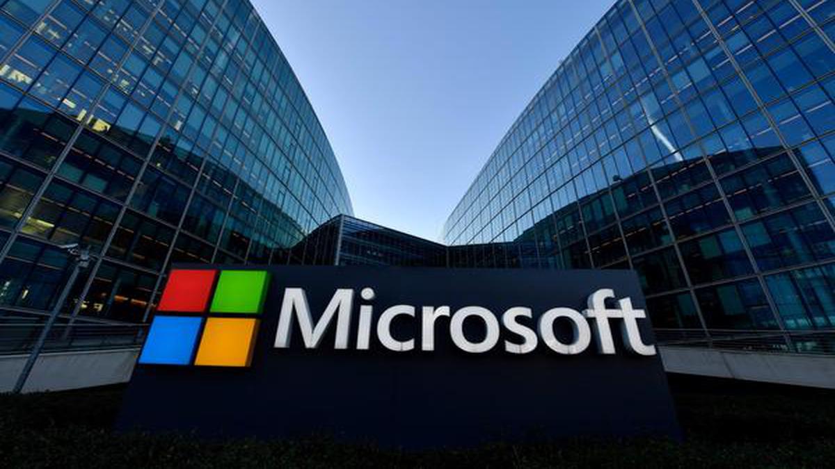 Microsoft patches 113 exploits, 4 Windows active bugs