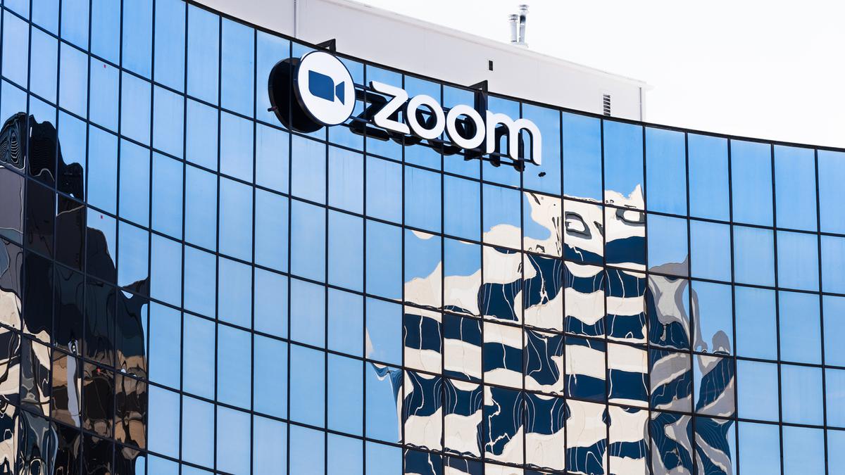 Zoom plans to support live transcription in 30 languages