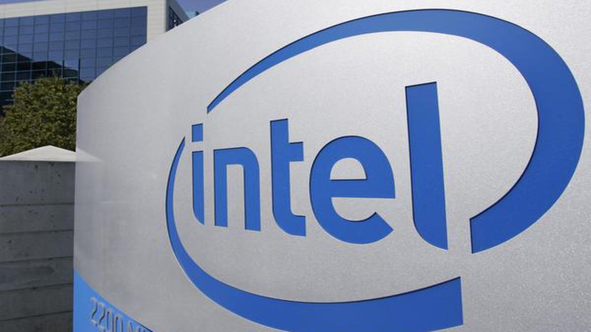 Intel has few good options as investor demands break-up