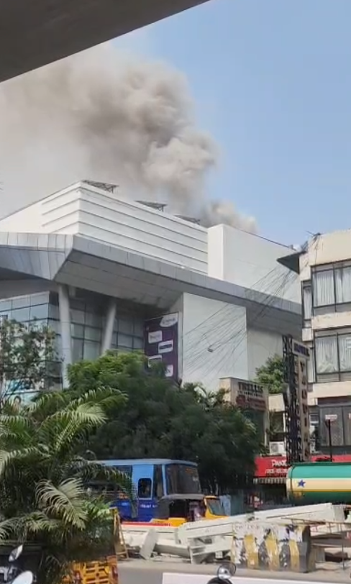 Smoke emanating from Nexus Vijaya Mall in Vadapalani